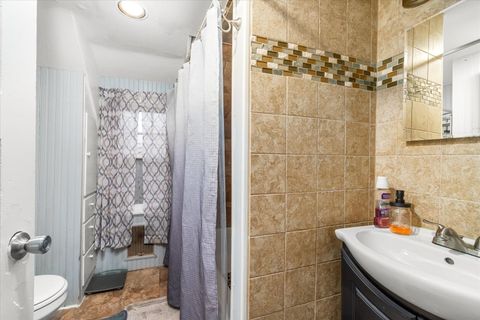 Tiny photo for 343 Evans Avenue, Aurora, IL 60505 (MLS # 12572782)