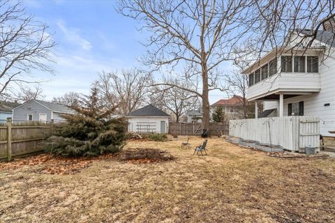 Tiny photo for 343 Evans Avenue, Aurora, IL 60505 (MLS # 12572782)