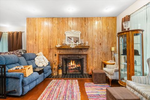 Tiny photo for 343 Evans Avenue, Aurora, IL 60505 (MLS # 12572782)