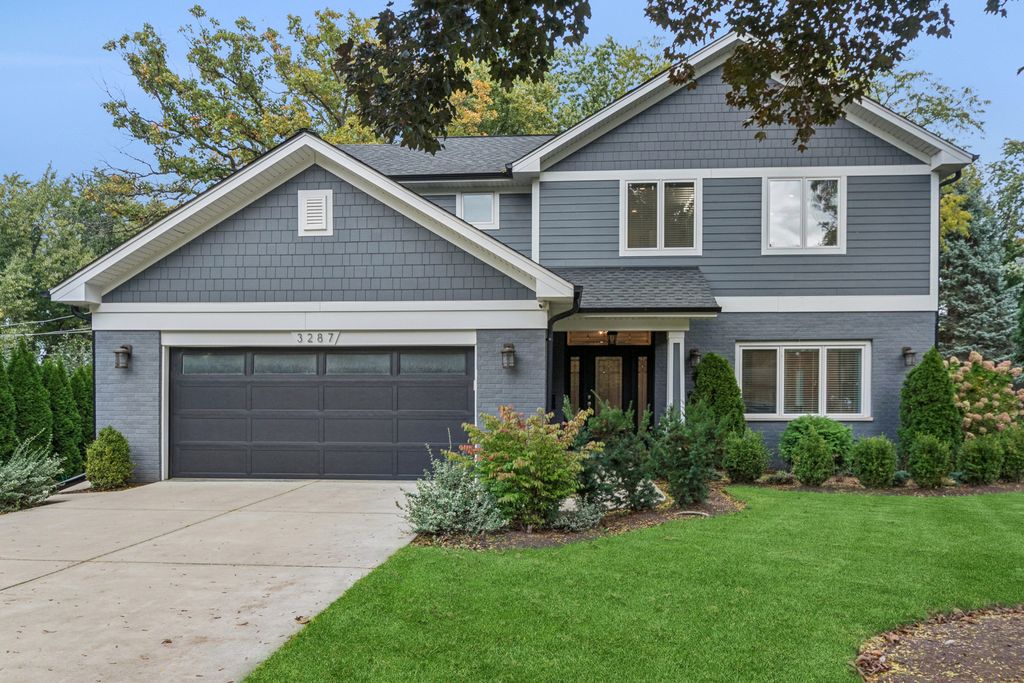 Photo for 3287 Western Avenue, Highland Park, IL 60035 (MLS # 12499556)