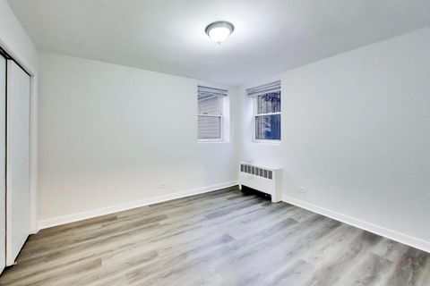 Tiny photo for 7404 N Sheridan Road #G, Chicago, IL 60626 (MLS # 12586730)