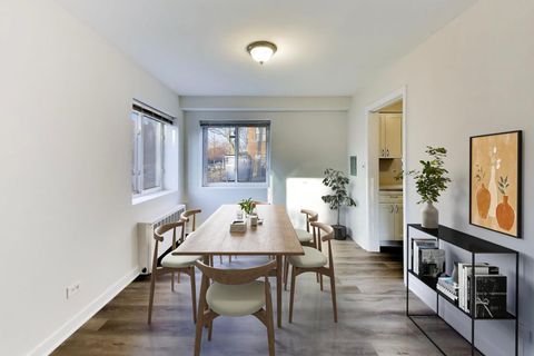 Tiny photo for 7404 N Sheridan Road #G, Chicago, IL 60626 (MLS # 12586730)