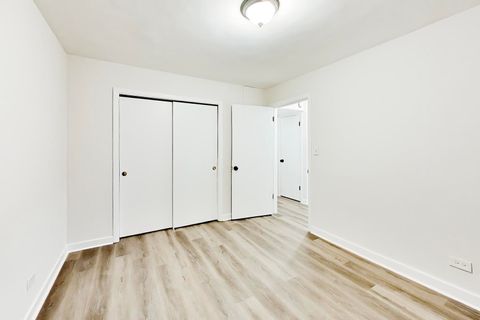 Tiny photo for 7404 N Sheridan Road #G, Chicago, IL 60626 (MLS # 12586730)