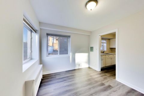 Tiny photo for 7404 N Sheridan Road #G, Chicago, IL 60626 (MLS # 12586730)
