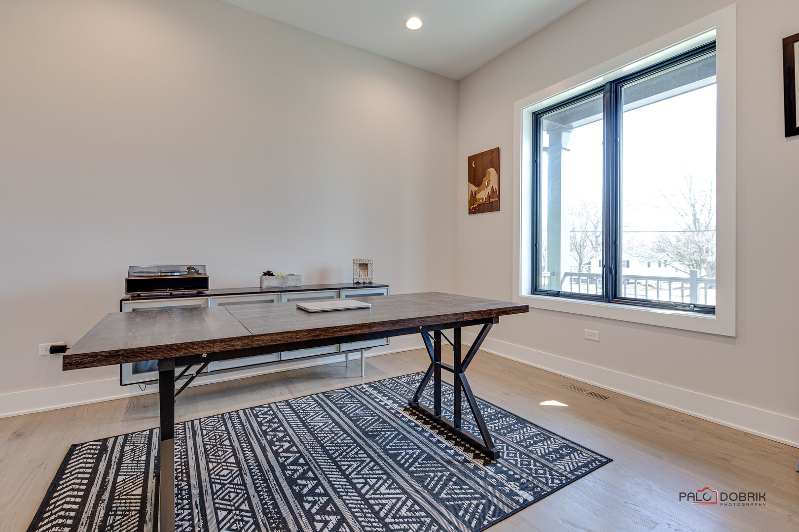 223 W Bauer Road