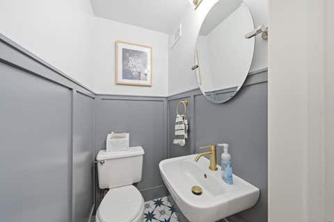 Tiny photo for 415 N Worth Avenue, Elgin, IL 60123 (MLS # 12670978)