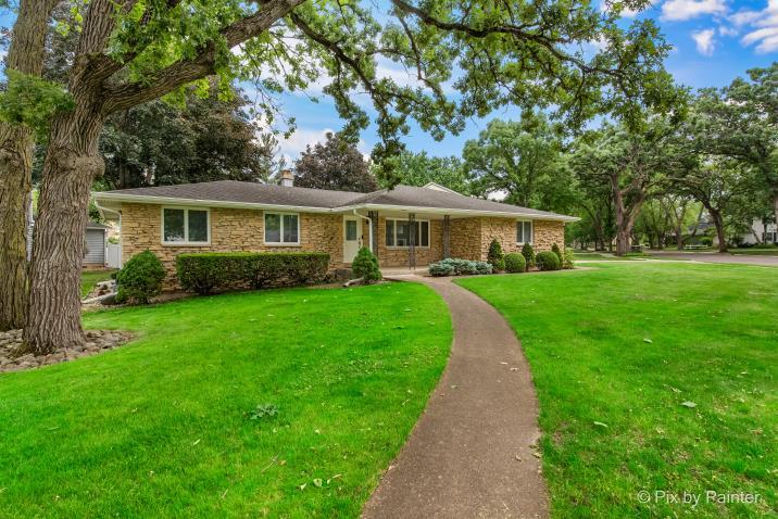 195 WESTGATE Drive
