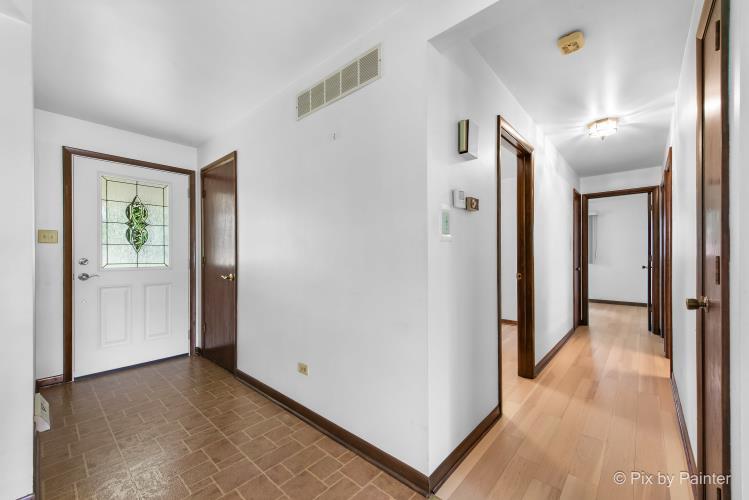 195 WESTGATE Drive