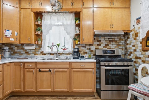 Tiny photo for 4746 N Karlov Avenue, Chicago, IL 60630 (MLS # 12747702)