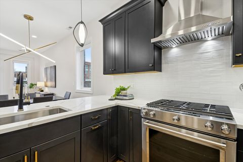 Tiny photo for 4859 N Ashland Avenue #2E, Chicago, IL 60640 (MLS # 12502074)