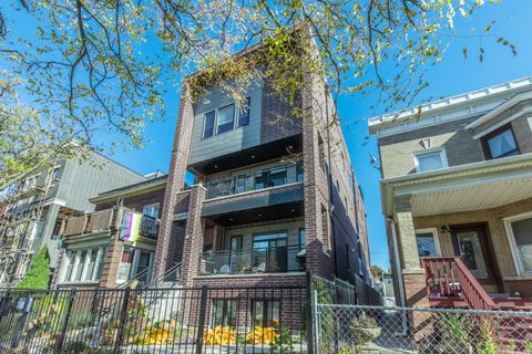 Tiny photo for 4859 N Ashland Avenue #2E, Chicago, IL 60640 (MLS # 12502074)