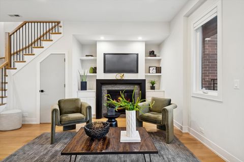 Tiny photo for 4859 N Ashland Avenue #2E, Chicago, IL 60640 (MLS # 12502074)