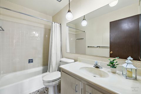 Tiny photo for 700 Wellington Avenue #406, Elk Grove Village, IL 60007 (MLS # 12475373)