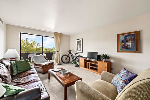 Tiny photo for 700 Wellington Avenue #406, Elk Grove Village, IL 60007 (MLS # 12475373)