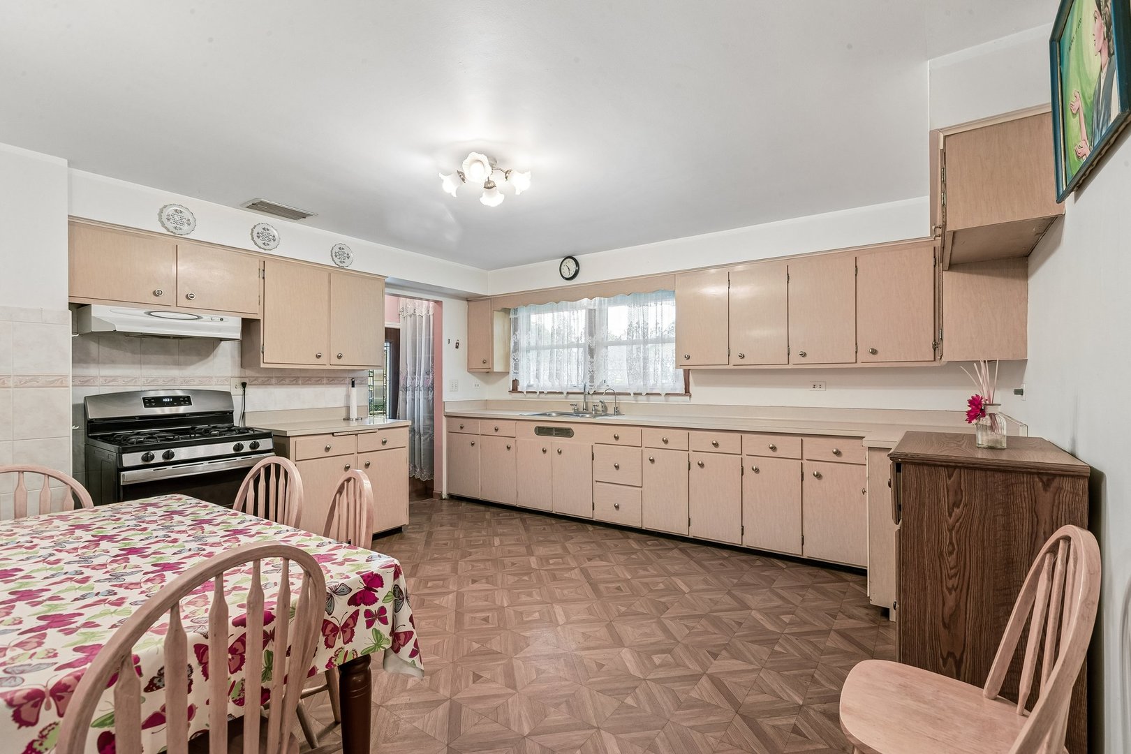 1120 11th Street - Photo 2