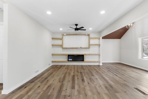 Tiny photo for 620 17th Street, Rockford, IL 61104 (MLS # 12581666)