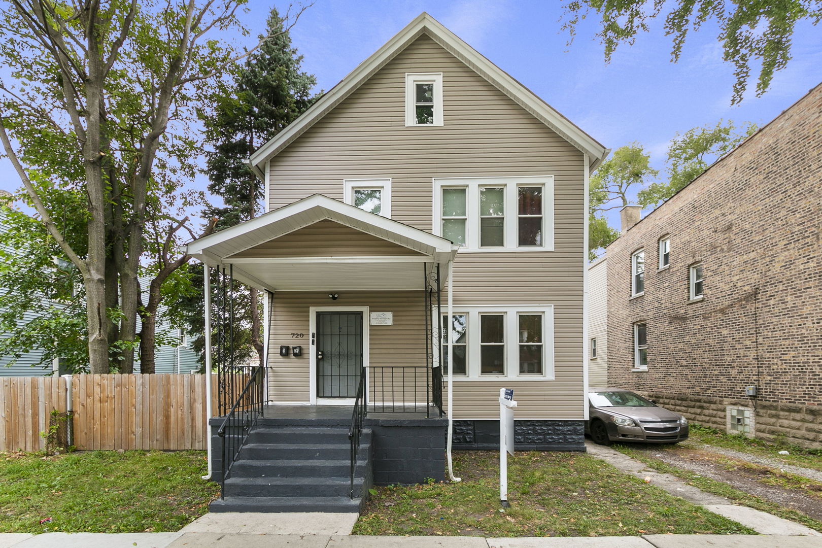 720 E 92nd Place