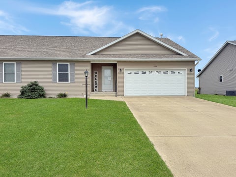 Photo of 209 Evergreen Street #B, Gifford, IL 61847 (MLS # 12767656)