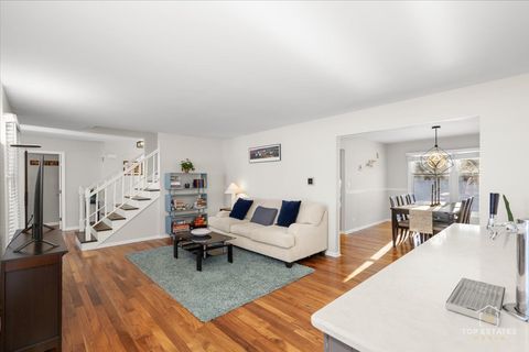 Tiny photo for 2830 Lexington Lane, Highland Park, IL 60035 (MLS # 12536047)