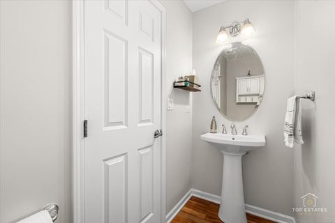 Tiny photo for 2830 Lexington Lane, Highland Park, IL 60035 (MLS # 12536047)