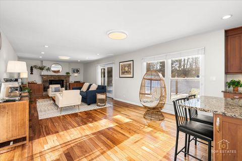 Tiny photo for 2830 Lexington Lane, Highland Park, IL 60035 (MLS # 12536047)