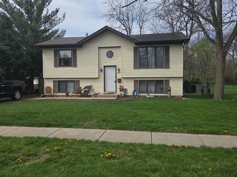 Photo of 441 S MAIN Street, Wauconda, IL 60084 (MLS # 12623002)