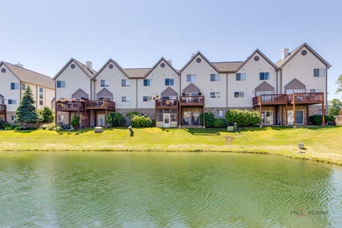 Tiny photo for 668 E Fountainview Drive, Mundelein, IL 60060 (MLS # 12744587)