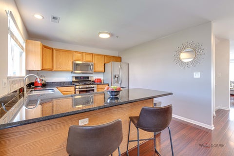 Tiny photo for 668 E Fountainview Drive, Mundelein, IL 60060 (MLS # 12744587)