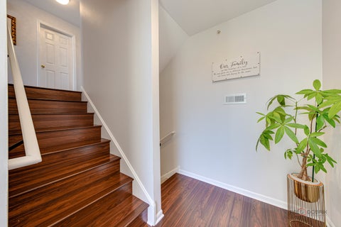 Tiny photo for 668 E Fountainview Drive, Mundelein, IL 60060 (MLS # 12744587)