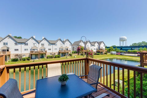 Tiny photo for 668 E Fountainview Drive, Mundelein, IL 60060 (MLS # 12744587)