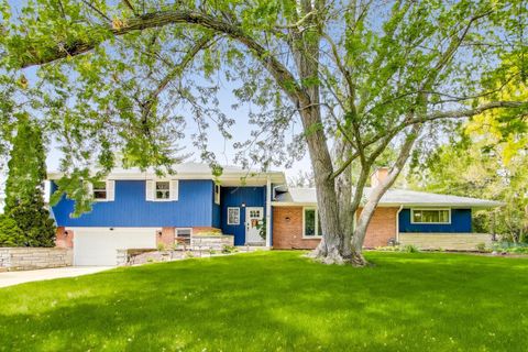 14 W Leon Lane Prospect Heights IL 60070