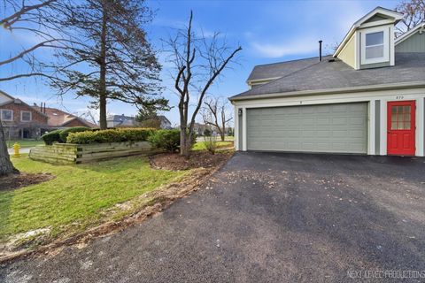 Tiny photo for 870 S Kilkenny Drive #D, Wheaton, IL 60189 (MLS # 12596470)