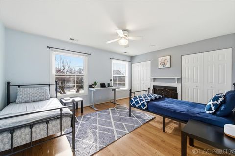 Tiny photo for 870 S Kilkenny Drive #D, Wheaton, IL 60189 (MLS # 12596470)