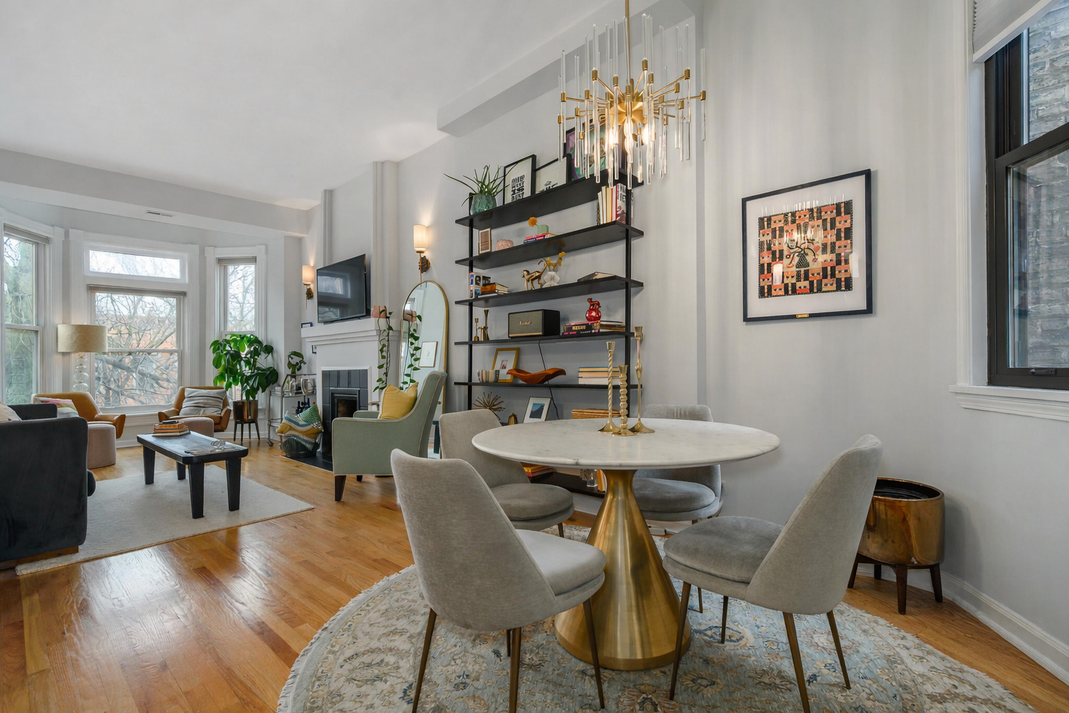 1914 N Sheffield Avenue 2F