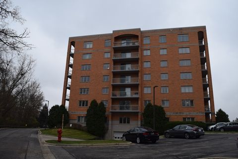 Tiny photo for 6801 N Milwaukee Avenue #404, Niles, IL 60714 (MLS # 12523587)