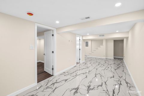 Tiny photo for 401 Salem Square, Bolingbrook, IL 60440 (MLS # 12583948)