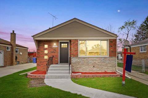 4144 W 82nd Street Chicago IL 60652