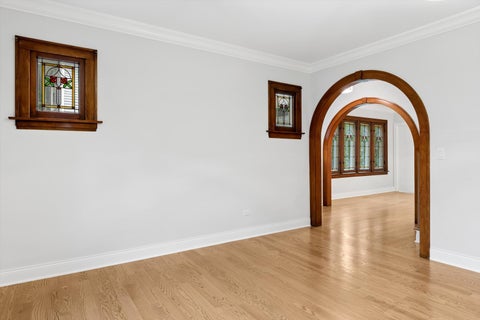 Tiny photo for 354 Lionel Road, Riverside, IL 60546 (MLS # 12729829)