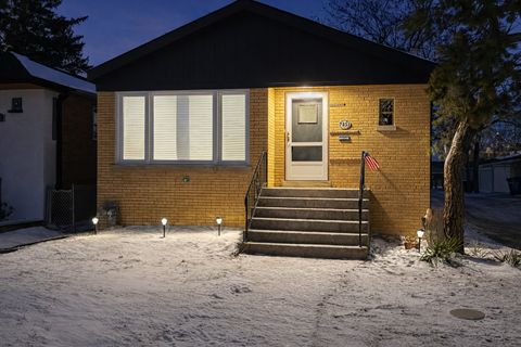 Photo of 7851 Moody Avenue, Burbank, IL 60459 (MLS # 12548523)