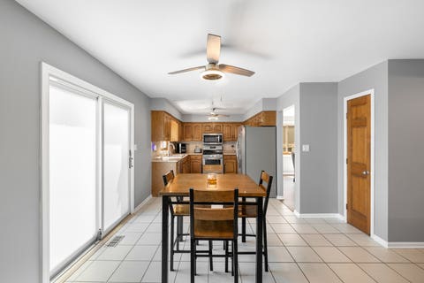 Tiny photo for 4925 144th Street, Midlothian, IL 60445 (MLS # 12705410)