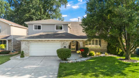 Tiny photo for 4925 144th Street, Midlothian, IL 60445 (MLS # 12705410)