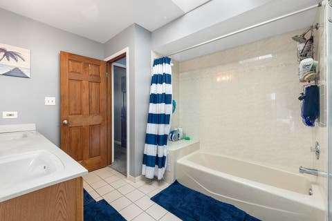 Tiny photo for 4925 144th Street, Midlothian, IL 60445 (MLS # 12705410)
