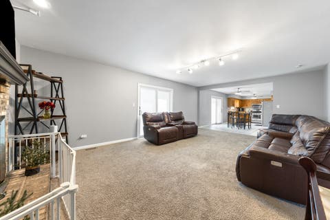 Tiny photo for 4925 144th Street, Midlothian, IL 60445 (MLS # 12705410)