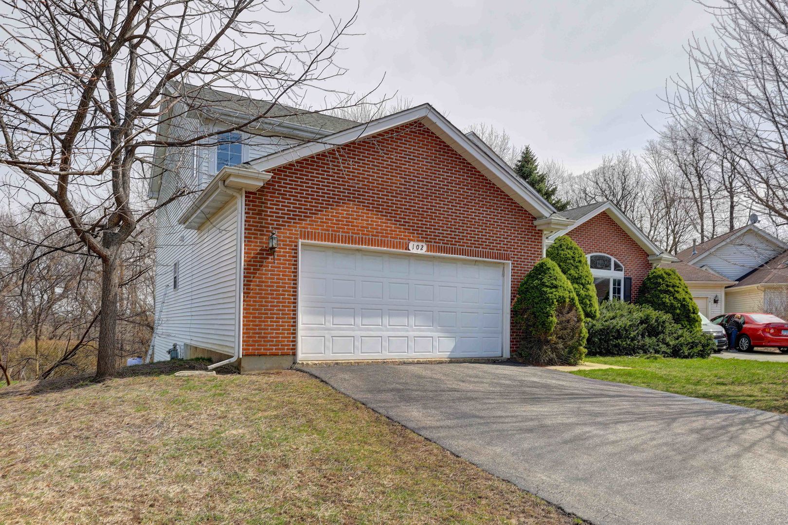 102 N Crooked Lake Lane