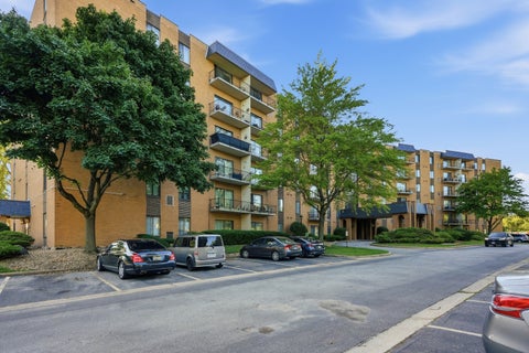 Tiny photo for 700 N Bruce Lane #508, Glenwood, IL 60425 (MLS # 12630346)