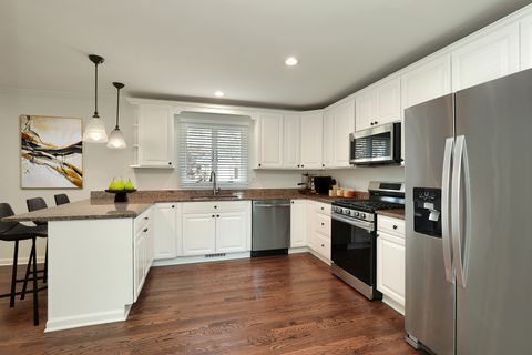 Tiny photo for 1913 Milton Avenue, Northbrook, IL 60062 (MLS # 12519125)