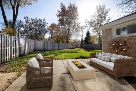 Tiny photo for 1913 Milton Avenue, Northbrook, IL 60062 (MLS # 12519125)