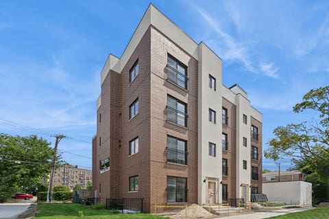 Photo of 6755 N Hermitage Avenue #2, Chicago, IL 60626 (MLS # 12655883)