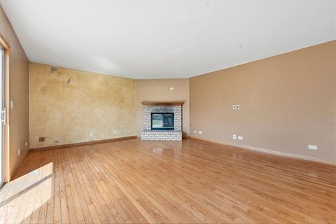 Tiny photo for 658 Anderson Drive, Lake In The Hills, IL 60156 (MLS # 12518302)