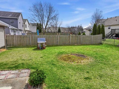 Tiny photo for 658 Anderson Drive, Lake In The Hills, IL 60156 (MLS # 12518302)